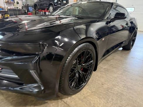 Used 2016 Chevrolet Camaro LT RWD image 23