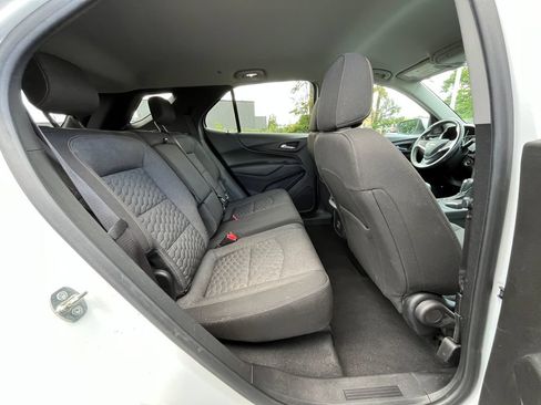 Used 2019 Chevrolet Equinox LT FWD image 19