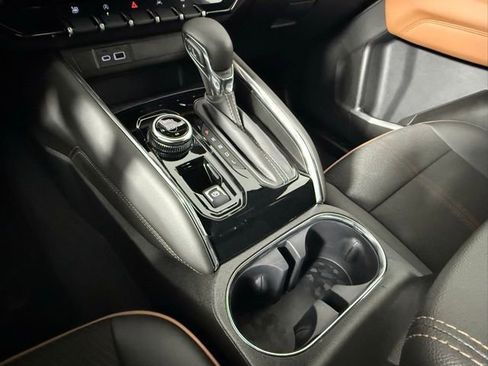 Used 2026 GMC Canyon AT4 image 33