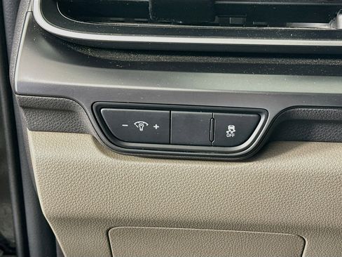 Used 2026 Kia Carnival FWD image 17