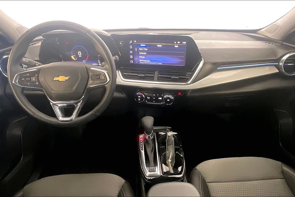 Used 2026 Chevrolet Trax LT w/ Driver Confidence Package FWD image 18