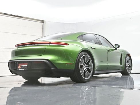 Used 2020 Porsche Taycan 4S image 44