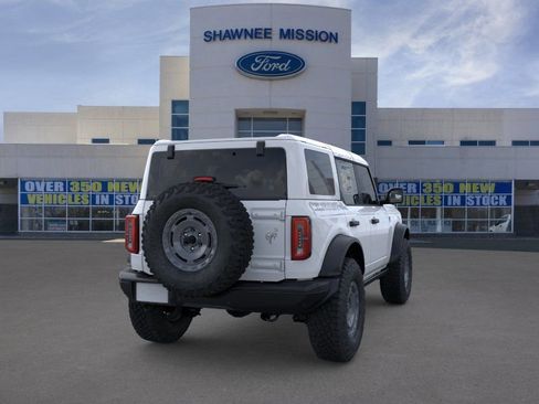 New 2025 Ford Bronco Badlands w/ Sasquatch Package AWD/4WD image 8
