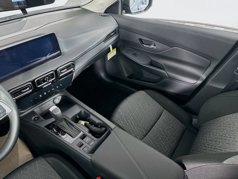 New 2026 Nissan Sentra SV w/ Floor Mat Package FWD image 29
