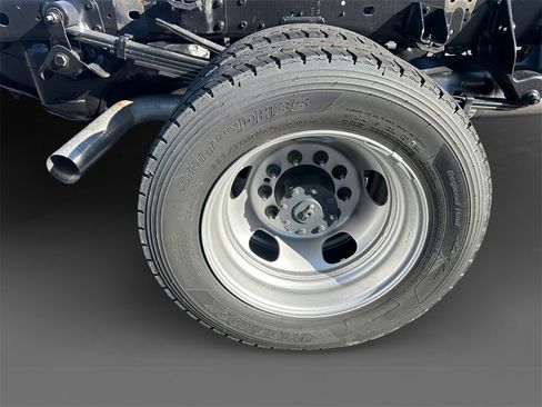 New 2024 RAM 5500 Tradesman image 10