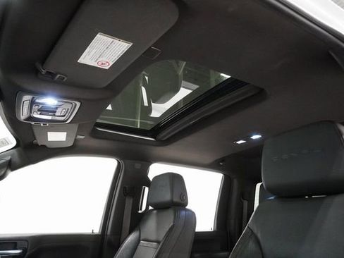 Used 2021 GMC Sierra 2500 Denali w/ Denali Ultimate Package image 16