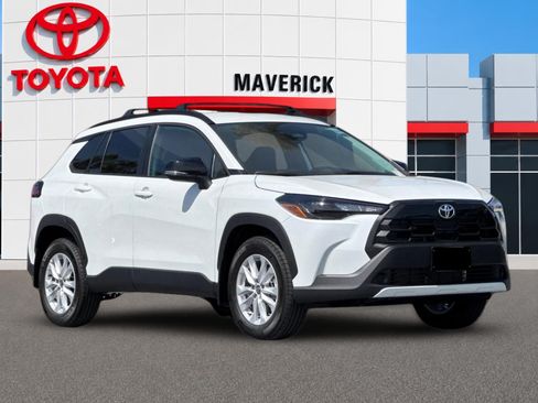 New 2026 Toyota Corolla Cross LE FWD image 7