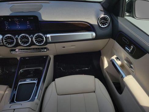 Certified 2026 Mercedes-Benz GLB 250 image 18