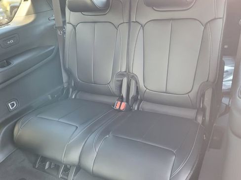 New 2025 Jeep Grand Cherokee L Limited w/ Black Appearance Package image 12