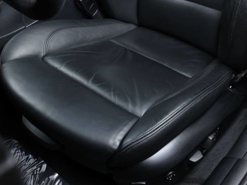 Used 2011 BMW M3 Sedan image 86