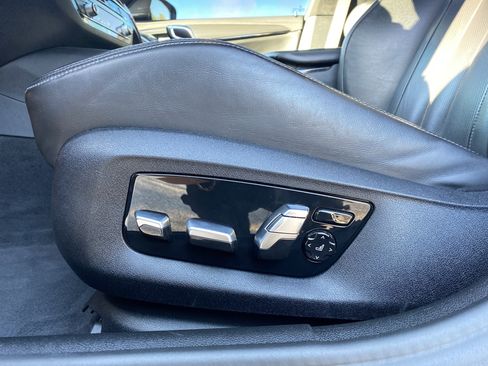 Used 2021 BMW M5 w/ Executive Package image 65