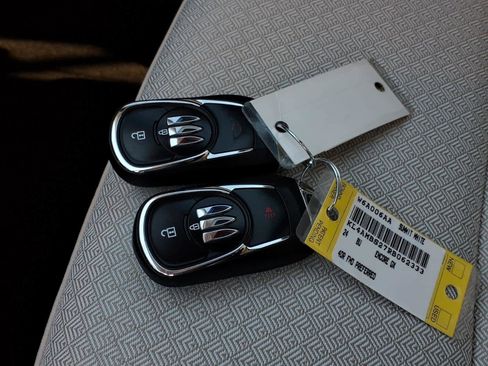 Used 2024 Buick Encore GX Preferred w/ Advanced Technology Package image 40