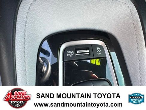 Used 2024 Toyota Corolla SE FWD image 20