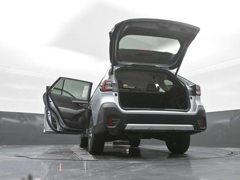 Used 2022 Subaru Outback Limited image 42