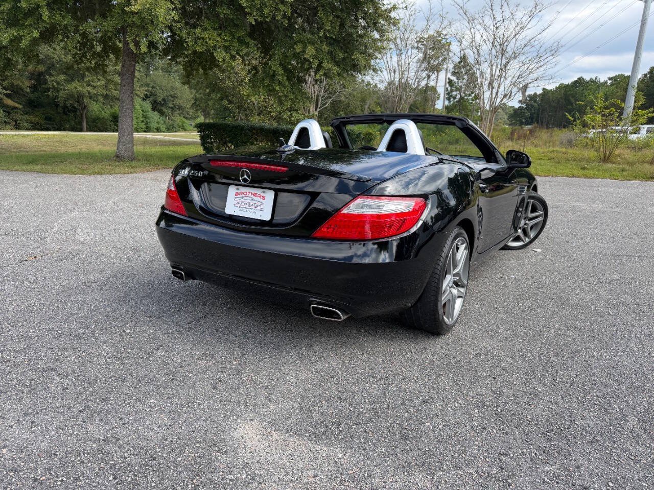 Used 2014 Mercedes-Benz SLK 250 image 32