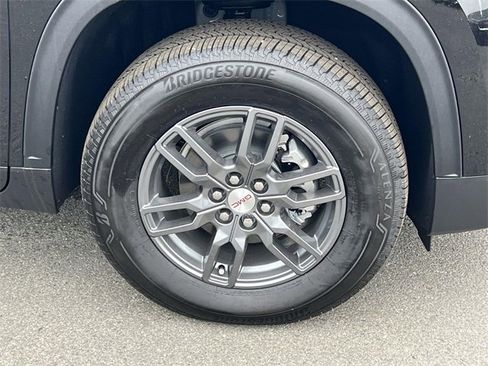 New 2025 GMC Acadia Elevation image 29