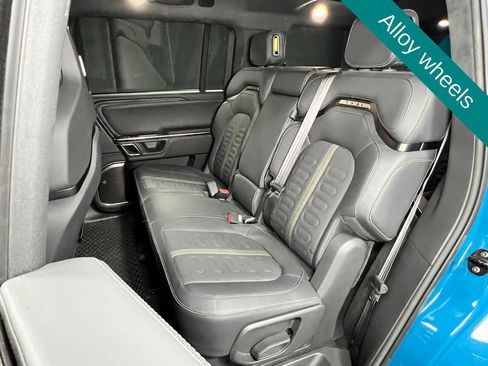Used 2024 Rivian R1S Adventure AWD/4WD image 17