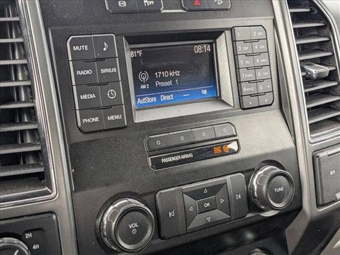 Used 2019 Ford F250 XLT w/ FX4 Off-Road Package image 13