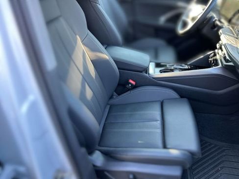 Used 2025 Audi Q5 Premium Plus image 26