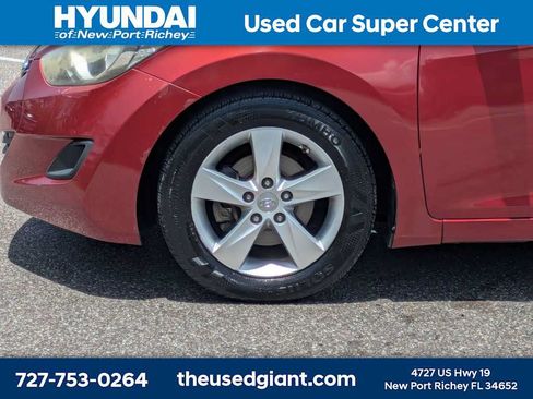 Used 2013 Hyundai Elantra GLS FWD image 10