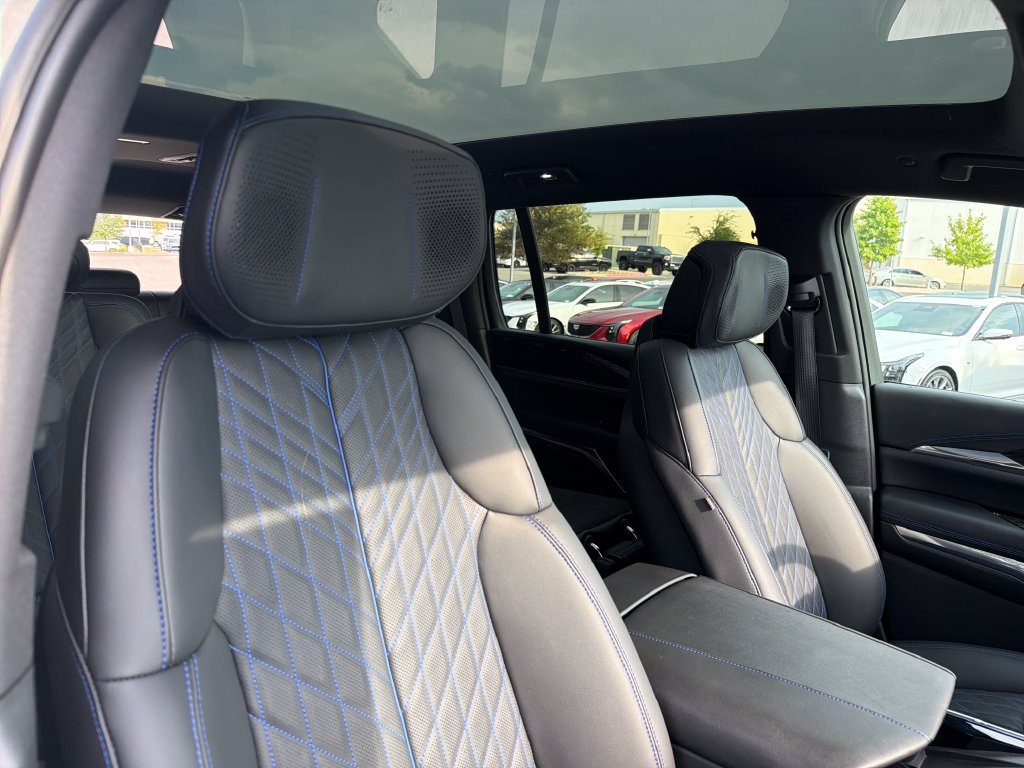 Certified 2026 Cadillac Escalade IQ Luxury 1 AWD/4WD image 37