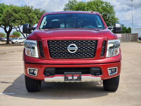 Used 2018 Nissan Titan PRO-4X w/ Pro-4x Utility Package image 6