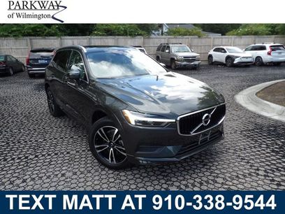 Used 2021 Volvo XC60 T5 Momentum w/ Premium Package