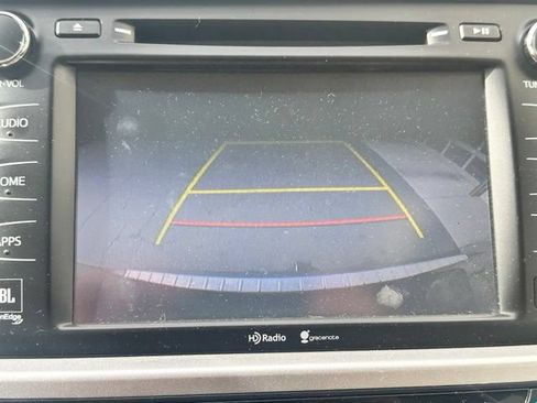 Used 2015 Toyota Highlander Limited AWD/4WD image 17