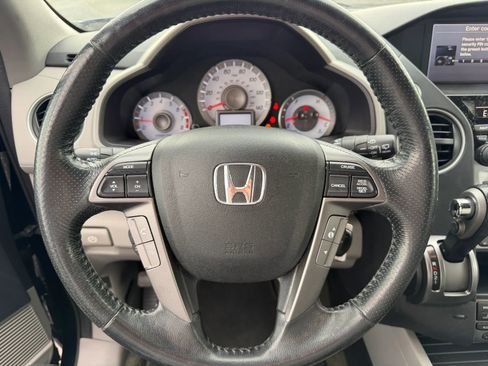 Used 2015 Honda Pilot Touring image 14
