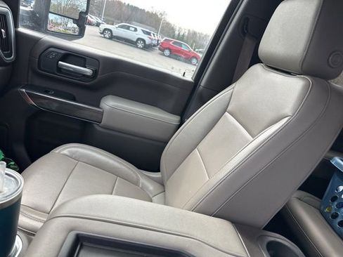 Used 2020 Chevrolet Silverado 2500 LTZ w/ LTZ Plus Package image 12