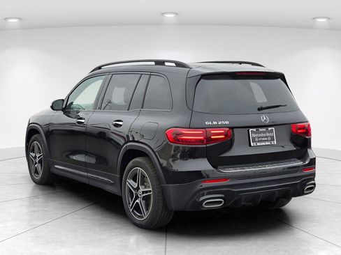 New 2024 Mercedes-Benz GLB 250 image 4