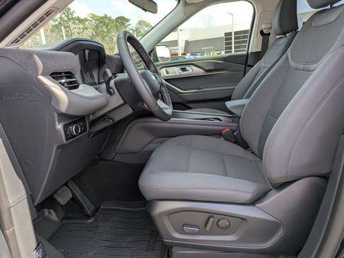 New 2026 Ford Explorer Active image 22