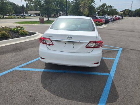 Used 2013 Toyota Corolla L FWD image 6