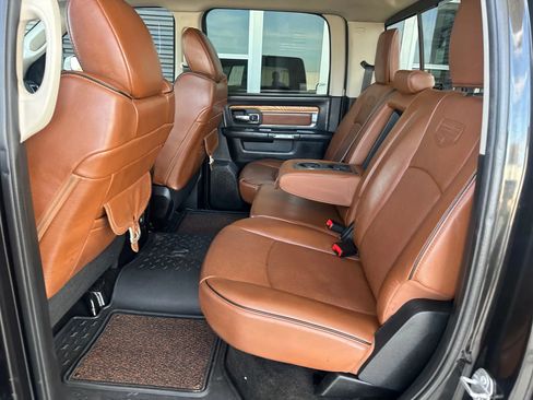 Used 2017 RAM 2500 Longhorn w/ Convenience Group image 16