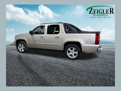 Used 2007 Chevrolet Avalanche LTZ w/ LTZ Preferred Equipment Group image 1