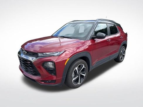 Used 2021 Chevrolet TrailBlazer RS w/ Convenience Package FWD image 2