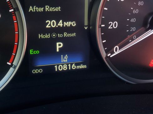 Used 2025 Lexus IS 300 w/ Premium Package RWD image 28