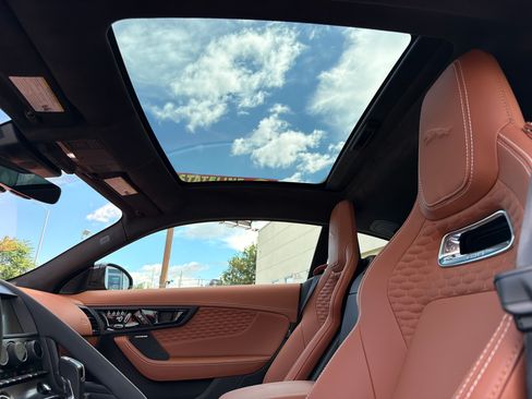 Used 2024 Jaguar F-TYPE Coupe AWD image 20