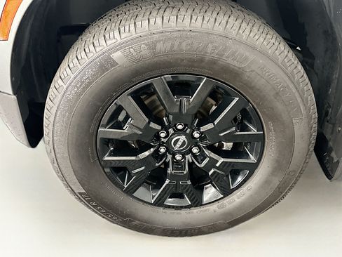 Used 2023 Nissan Frontier SV w/ Midnight Edition Package AWD/4WD image 11