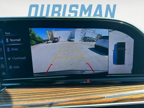 Used 2023 Cadillac Escalade Premium Luxury w/ Touring Package AWD/4WD image 20