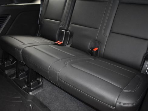 Used 2021 Chevrolet Tahoe LT image 17