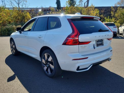 New 2025 Volvo XC60 T8 Plus w/ Protection Package Premier image 4