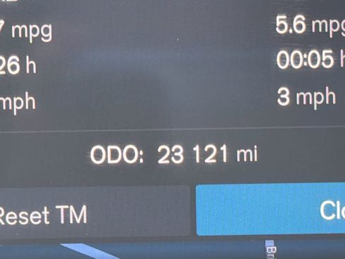 Used 2025 Volvo XC40 B5 Core AWD/4WD image 36