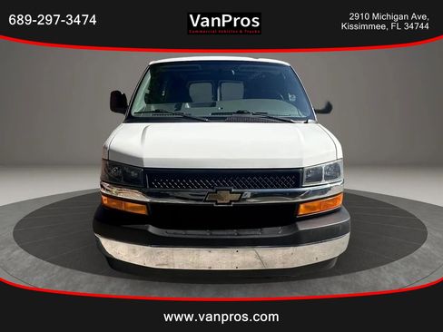 Used 2021 Chevrolet Express 2500 w/ Driver Convenience Package RWD image 7