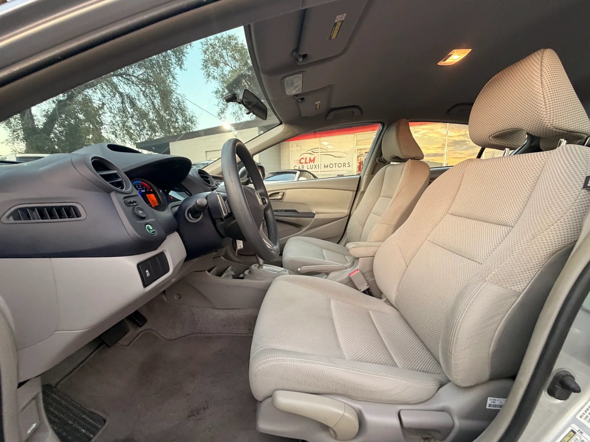 Used 2010 Honda Insight EX image 9