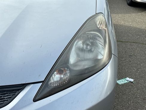 Used 2012 Honda Fit image 11