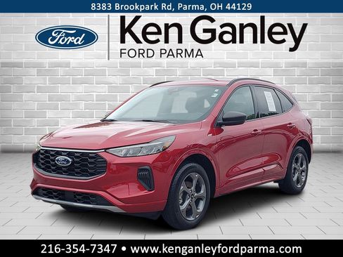 Used 2024 Ford Escape ST-Line w/ Tech Pack #1 AWD/4WD image 1