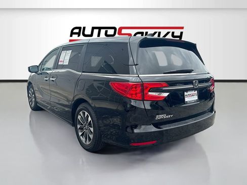 Used 2024 Honda Odyssey EX-L image 5