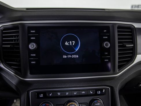 Used 2021 Volkswagen Atlas Cross Sport SE FWD image 26