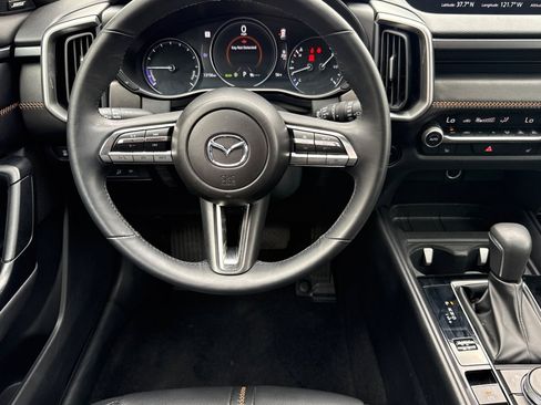 Used 2025 MAZDA CX-50 AWD 2.5 Hybrid w/ Premium Pkg image 16